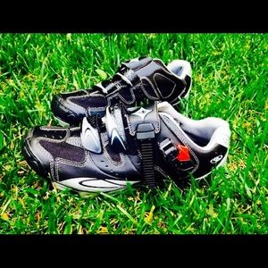 Women’s Allez Special. Clip-in” Mtn/Rd Bike Shoes